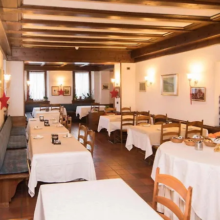 Al Sole Ristorante Dal 1870 피에베디카도레