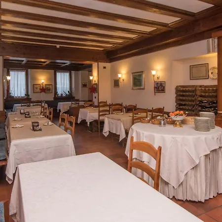 Al Sole Ristorante Dal 1870 호텔