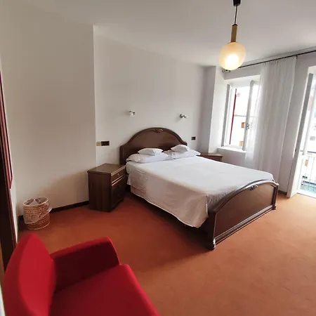 Al Sole Ristorante Dal 1870 호텔 피에베디카도레