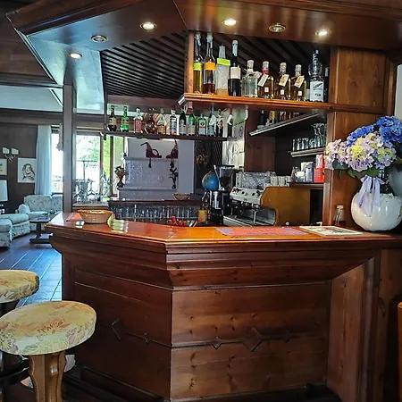 Al Sole Ristorante Dal 1870 호텔 피에베디카도레