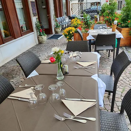 Al Sole Ristorante Dal 1870 호텔 3*